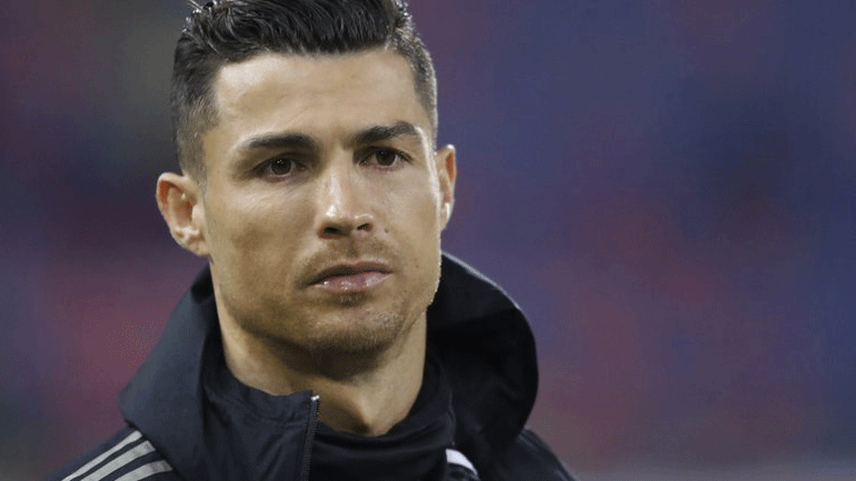 Στα «πιτς» ο Κριστιάνο Ρονάλντο λόγω τσιμπήματος από… μέλισσα!