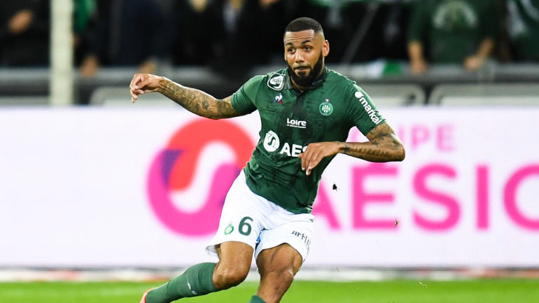 Κινείται για να κλείσει τον Εμβιλά ο Ολυμπιακός