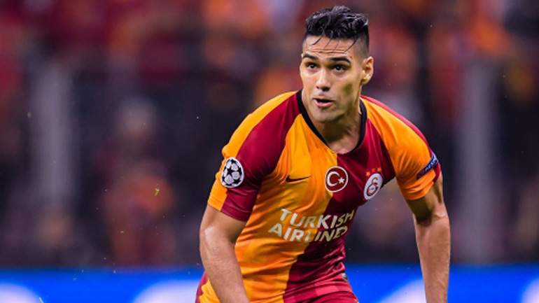 Σενάριο για επιστροφή του Φαλκάο στην Πόρτο