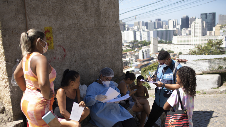 Covid-19: Ξεπέρασαν τους 125.000 οι νεκροί στη Βραζιλία