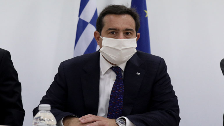 Ν. Μηταράκης: Προσωρινές και όχι μόνιμες κατασκευές στη δομή της Νέας Καβάλας