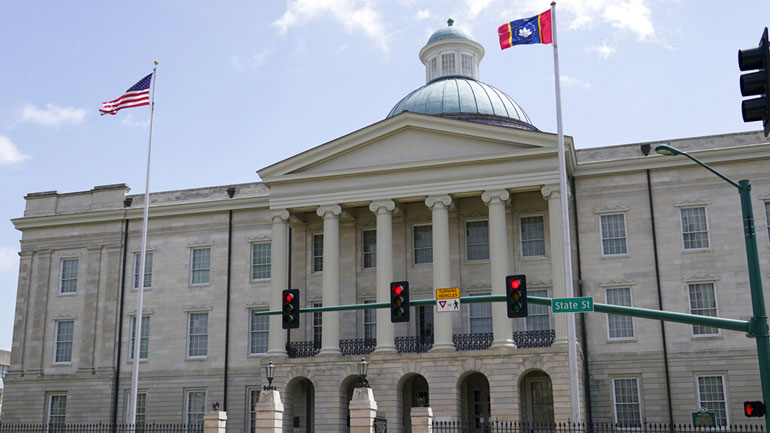 ΗΠΑ:  Το Ανώτατο Δικαστήριο ακύρωσε την καταδίκη σε θάνατο Αφροαμερικανού λόγω φυλετικών προκαταλήψεων της εισαγγελίας