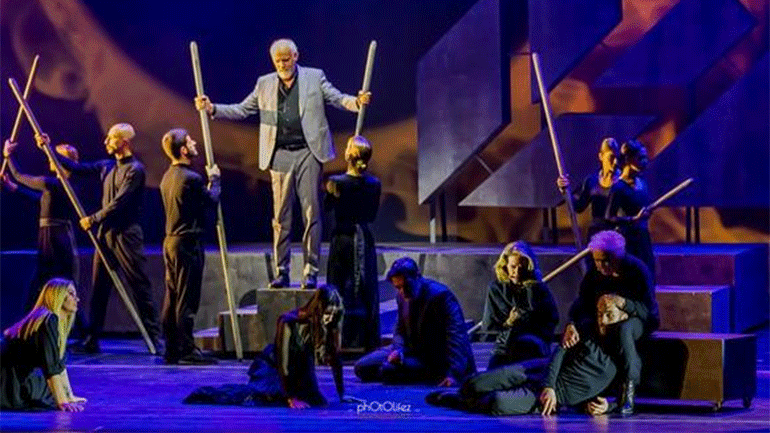 Η «Όμορφη πόλη» του Μίκη Θεοδωράκη, σε δύο μοναδικές παραστάσεις, στο Ηρώδειο