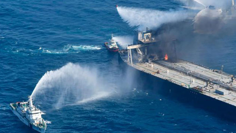 Σρι Λάνκα: Κατασβέστηκε η φωτιά που είχε ξεσπάσει σε δεξαμενόπλοιο – Πέντε Έλληνες στο πλήρωμα