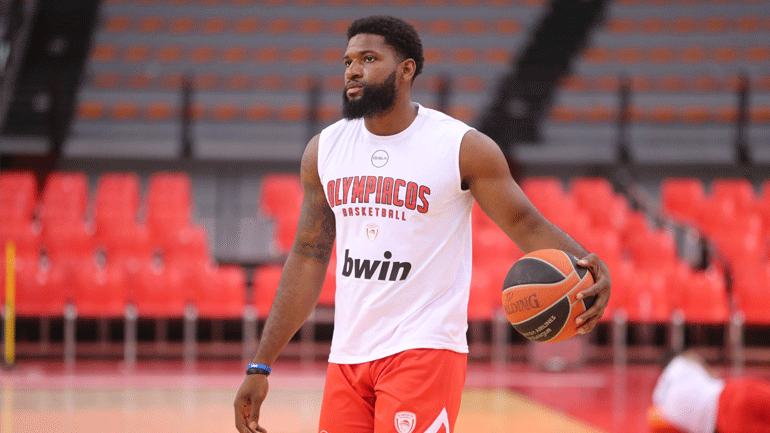 Ολυμπιακός: Εκτός λόγω ενοχλήσεων ο Μαρτίν, επέστρεψε ο Χαραλαμπόπουλος