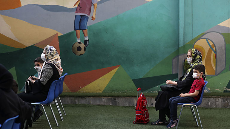 Ιράν: Καταγράφηκαν 2.152 νέα κρούσματα κορωνοϊού το τελευταίο 24ωρο