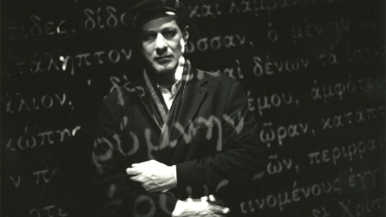 «Ο Αμερικάνος» με τον Θανάση Σαράντο στο Κηποθέατρο του Παπάγου