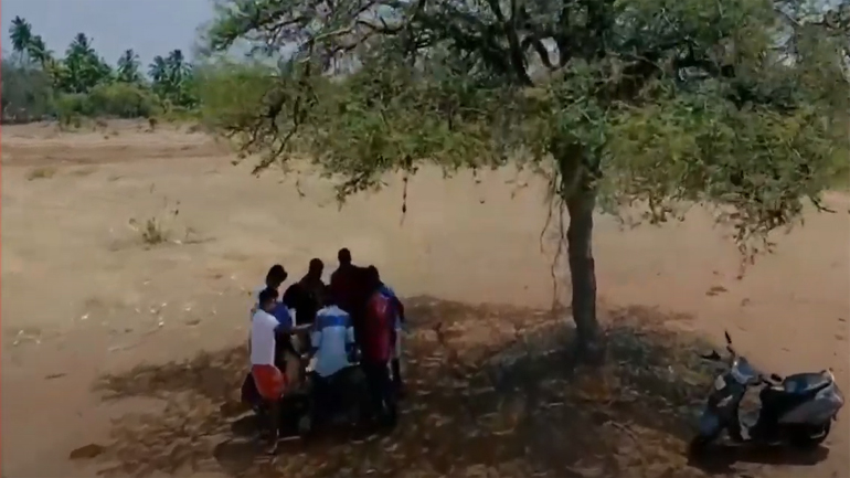 Πώς ξεφεύγουν οι Ινδοί από το lockdown – Πλάνα από drone