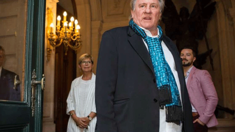 Ο Gerard Depardieu βαφτίστηκε χριστιανός ορθόδοξος στο Παρίσι