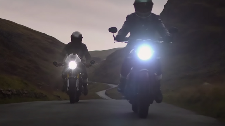 Triumph: Μοτοσυκλέτα σημαίνει στυλ! Triumph: Μοτοσυκλέτα σημαίνει στυλ!