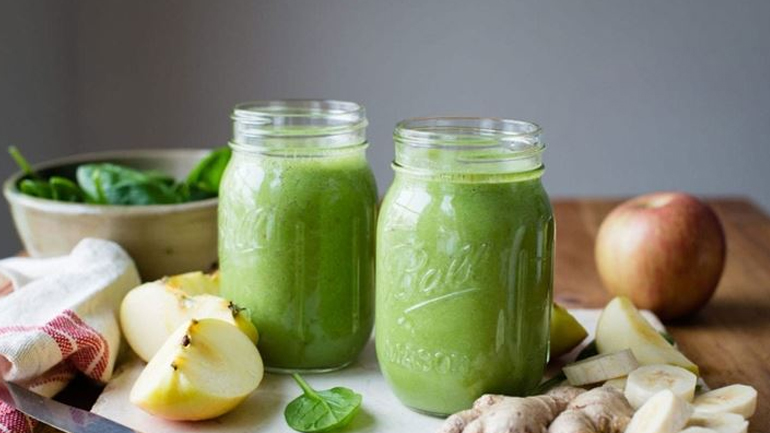 Το superfood που πρέπει να βάλετε στο smoothie σας για επίπεδη κοιλιά