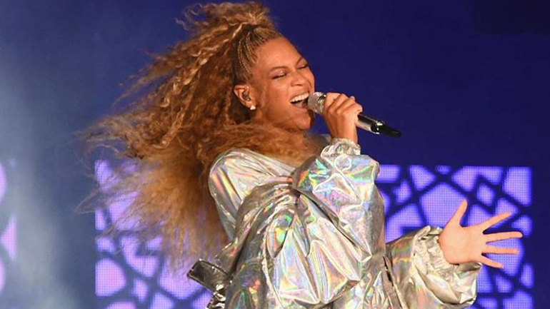 H Beyoncé δωρίζει 1 εκατ. δολάρια σε black-owned επιχειρήσεις