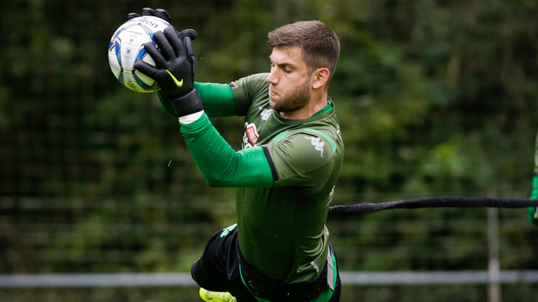 Υπογράφει ως ελεύθερος στον Απόλλωνα Σμύρνης ο Κότσαρης