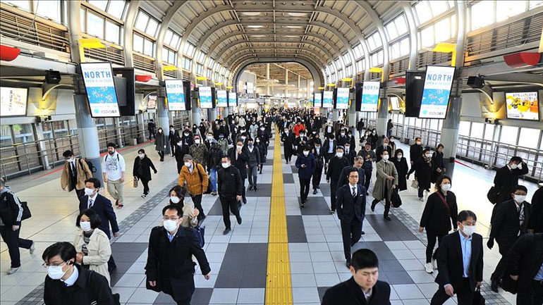 H Ιαπωνία ενέκρινε δαπάνη 6,32 δισ. δολαρίων για τη διάθεση εμβολίων κατά του κορωνοϊού