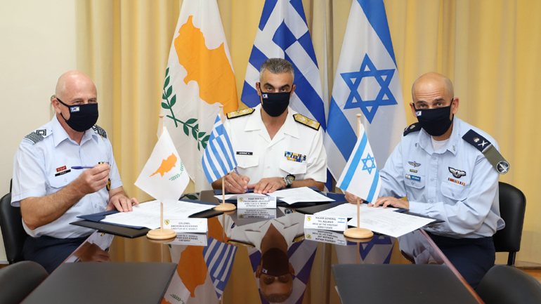 Υπεγράφη η τριμερής στρατιωτική συνεργασία Ελλάδας-Κύπρου-Ισραήλ