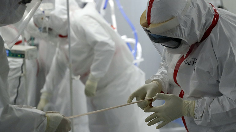 Κορωνοϊός: Νέο μακάβριο ρεκόρ καταγράφηκε το τελευταίο 24ωρο στην Ουκρανία