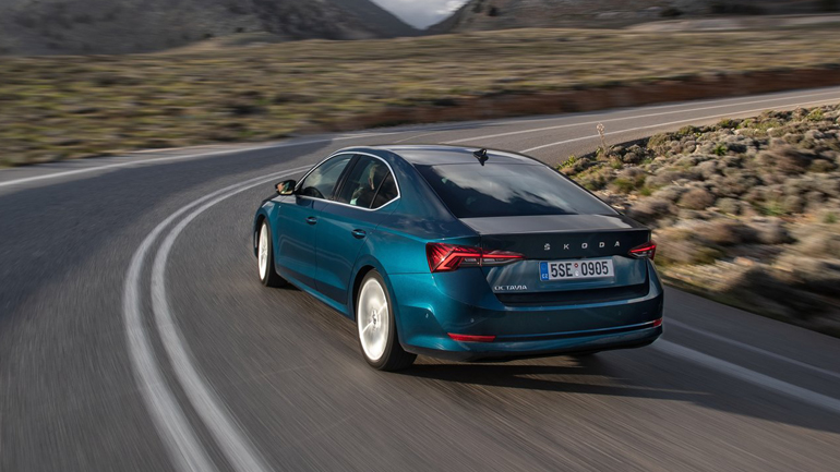 Έπεσαν οι τιμές της νέας Skoda Octavia