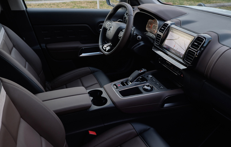 Κατασκευή υψηλής ποιότητας με πλούσιο τεχνολογικό υπόβαθρο