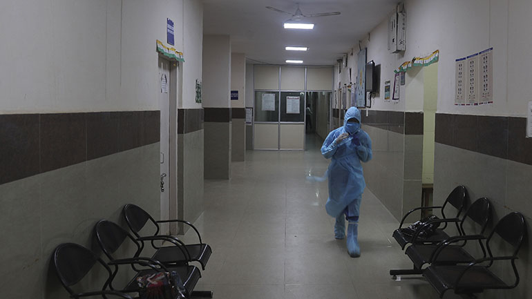 Η Γεωργία απαγορεύει τους γάμους και άλλες τελετές καθώς αυξάνονται τα κρούσματα κορωνοϊού