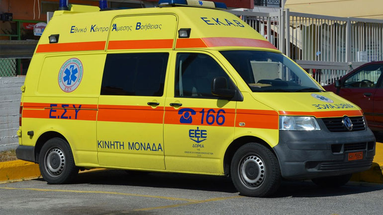 Τραγωδία στην Πέλλα: Ανήλικος καταπλακώθηκε από κλαρκ που οδηγούσε ο πατέρας του