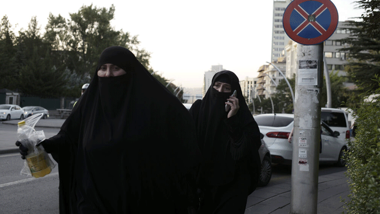 Τουρκία: Οι γυναίκες είναι αποφασισμένες να υπερασπιστούν τα δικαιώματά τους