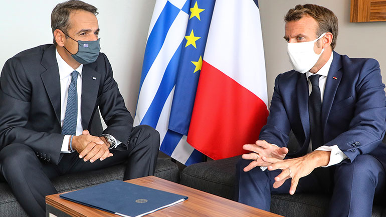 Ολοκληρώθηκε η συνάντηση Μακρόν-Μητσοτάκη στην Κορσική