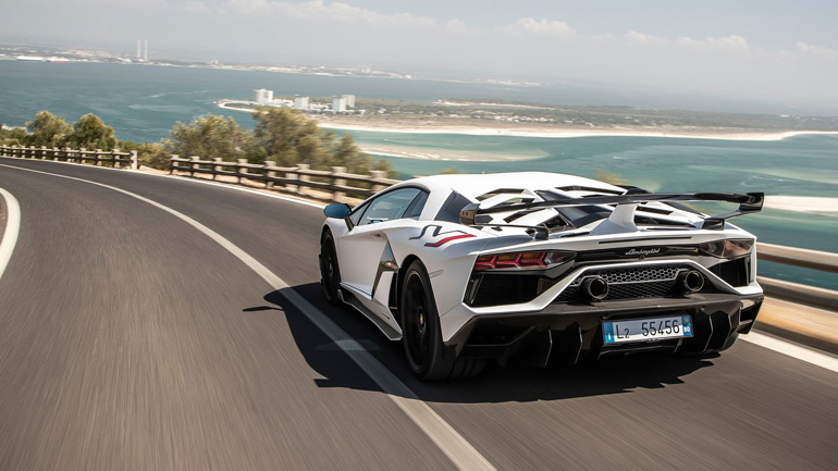 Πόσες Lamborghini Aventador κυκλοφορούν στους δρόμους;