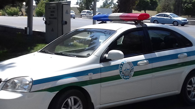 Ουζμπεκιστάν: Νεαρή γυναίκα που ξυλοκόπησε τους άνδρες που την παρενόχλησαν διώκεται για “χουλιγκανισμό”