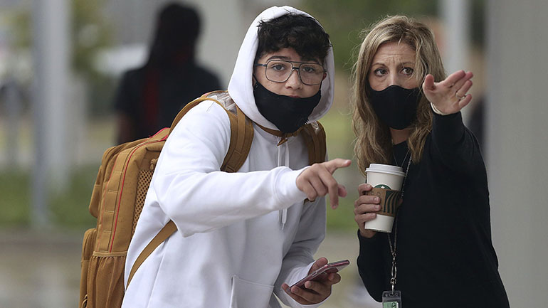 Ημερήσιος αριθμός ρεκόρ νέων κρουσμάτων κορωνοϊού καταγράφηκε στην Τσεχία