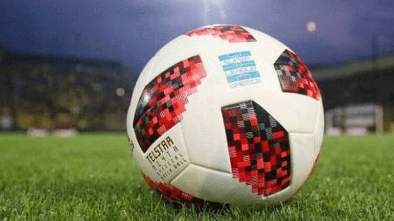 Πρεμιέρα στα πρωταθλήματα, τελικός στο Κύπελλο Ελλάδας