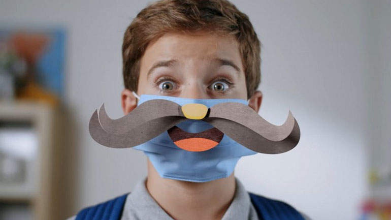 Νέα ενημερωτική καμπάνια της Γ.Γ. Πολιτικής Προστασίας: «Οι μάσκες που χαμογελούν όπως αυτοί που αγαπάς»