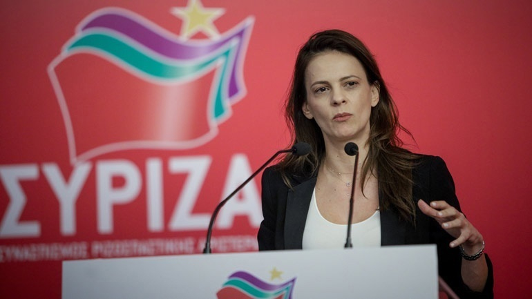 Αχτσιόγλου: Κανείς δεν μπορεί να έχει εμπιστοσύνη στον κ. Μητσοτάκη