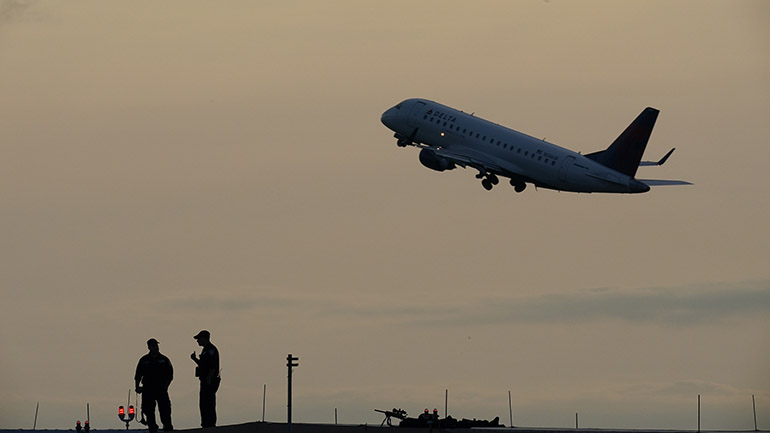 Η Σουηδία αποσύρει τους ταξιδιωτικούς περιορισμούς για τη Βρετανία