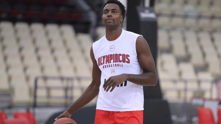 Ολυμπιακός: Απρόοπτο με τον Ζαν Σαρλ