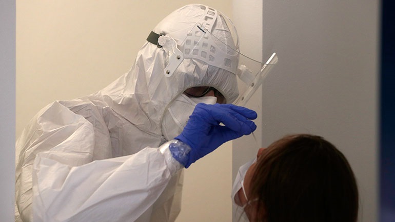 Σχεδόν 930.000 οι νεκροί παγκοσμίως από κορωνοϊό – Πάνω από 29 εκατ. τα κρούσματα