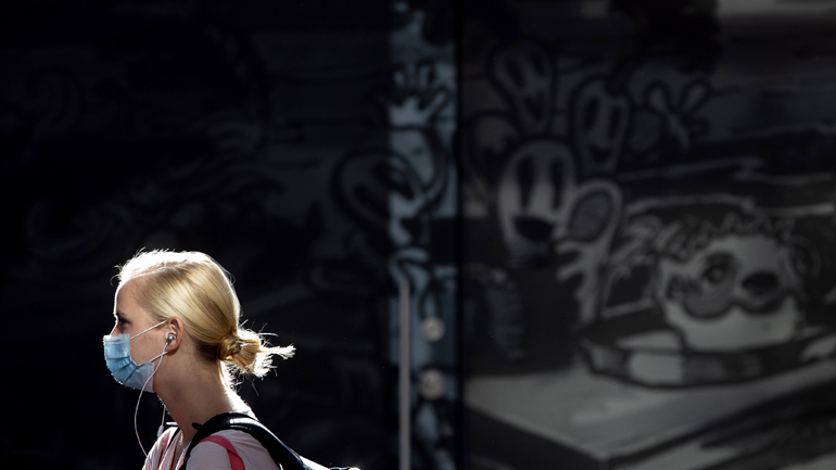 Covid-19: 12 νέοι θάνατοι και 1.407 νέα κρούσματα στη Γερμανία