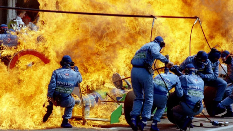 Το βίντεο των 15 εκατ. views με τις 10 απίστευτες στιγμές στα pits της Formula 1