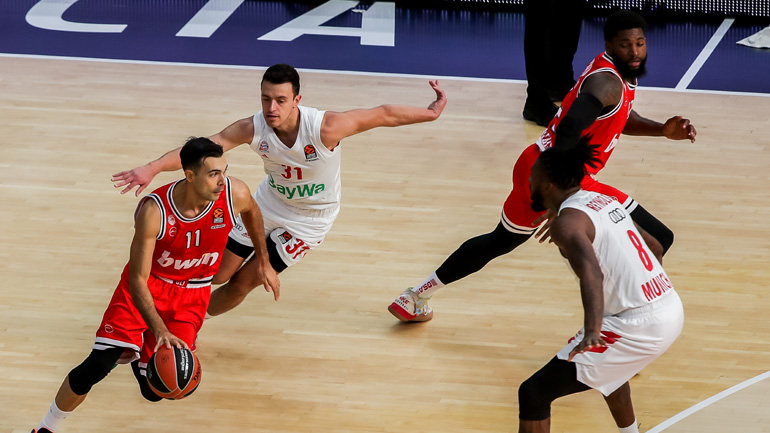 Βελτιωμένος ο Ολυμπιακός, νίκησε 82-68 την Μπάγερν Μονάχου