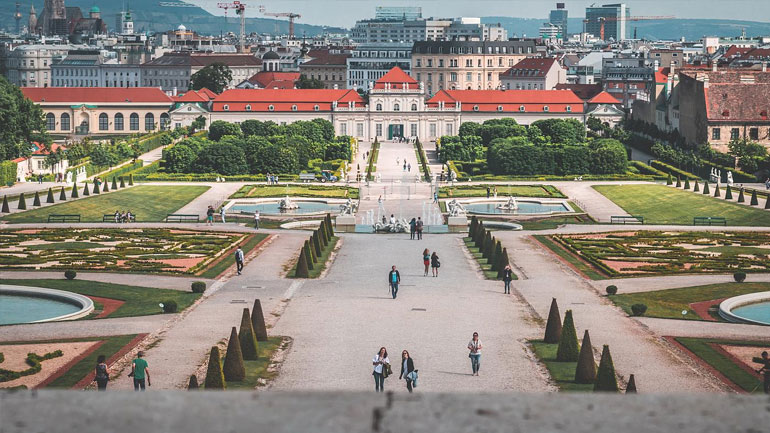 Η Βιέννη θα κηρυχθεί επικίνδυνη περιοχή λόγω κορωνοϊού