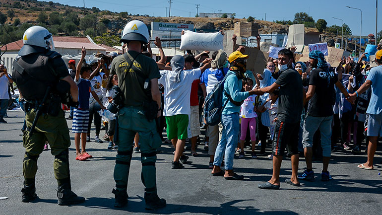 Ενισχύονται οι δυνάμεις στη Λέσβο με 70 γυναίκες αστυνομικούς