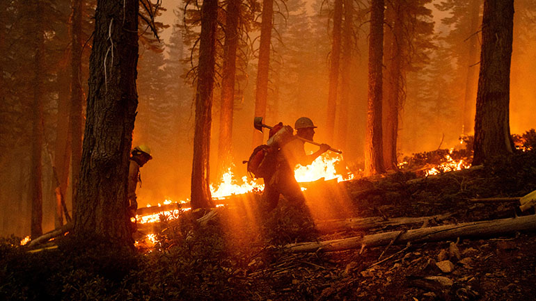 Γαλλία: Ο καπνός από τις καταστροφικές πυρκαγιές στις ΗΠΑ έφτασε μέχρι την Ευρώπη