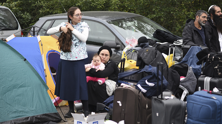 Ουκρανία: Αποκλεισμένοι στα σύνορα 2.000 Εβραίοι προσκυνητές -Το Κίεβο κατηγορεί τη Λευκορωσία