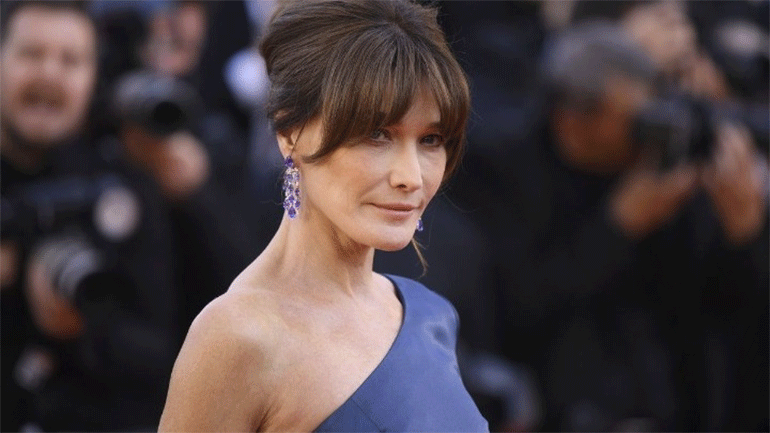 Νέο άλμπουμ από την Κάρλα Μπρούνι