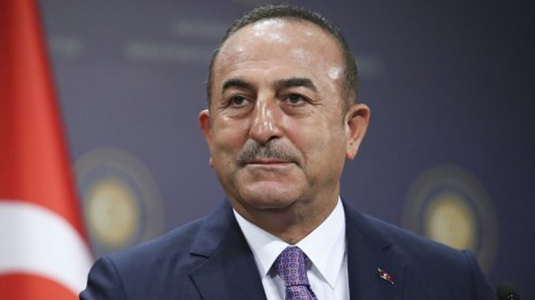 Τσαβούσογλου: Η Τουρκία δεν θα ενεργοποιήσει ακόμα τους S-400