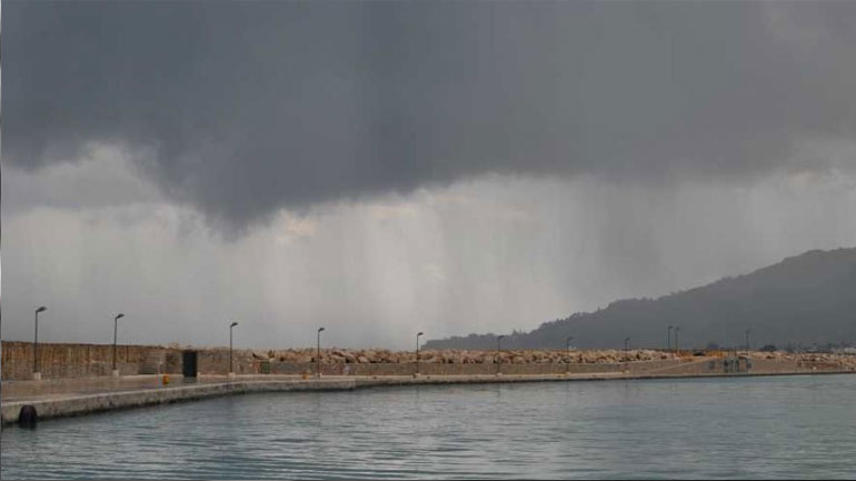 Ξεκίνησαν οι πρώτες ισχυρές βροχοπτώσεις στη Ζάκυνθο