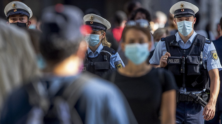 Γερμανία: Τρεις νέοι θάνατοι και 2.194 ακόμη κρούσματα κορωνοϊού σύμφωνα με το Ινστιτούτο Ρόμπερτ Κοχ