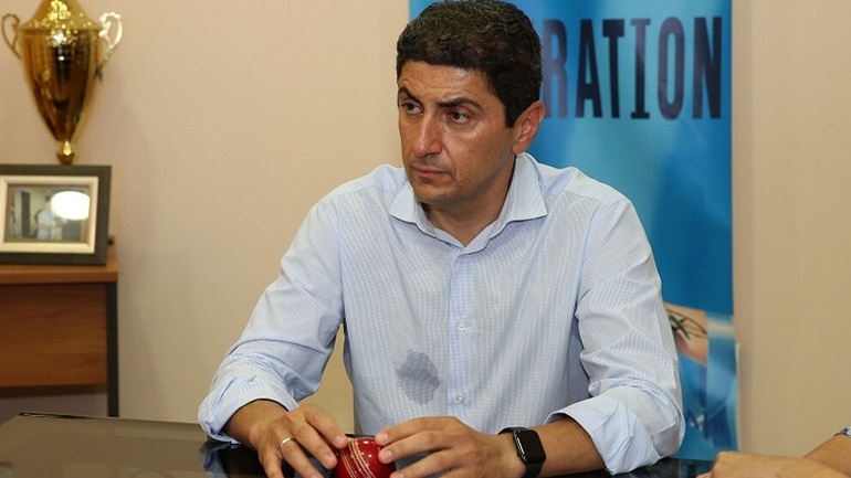 Αυγενάκης: «Αδιανόητη κι επικίνδυνη η απόσυρση της ελληνικής υποψηφιότητας από την ΕΠΟ»