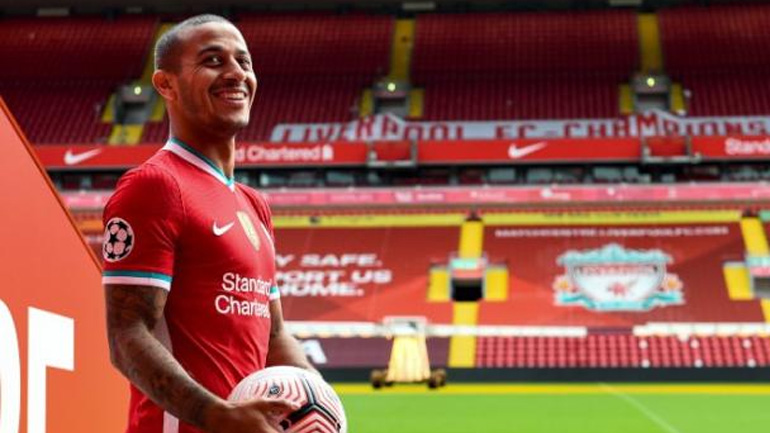 Στη Λίβερπουλ κι επίσημα ο Τιάγκο Αλκάνταρα