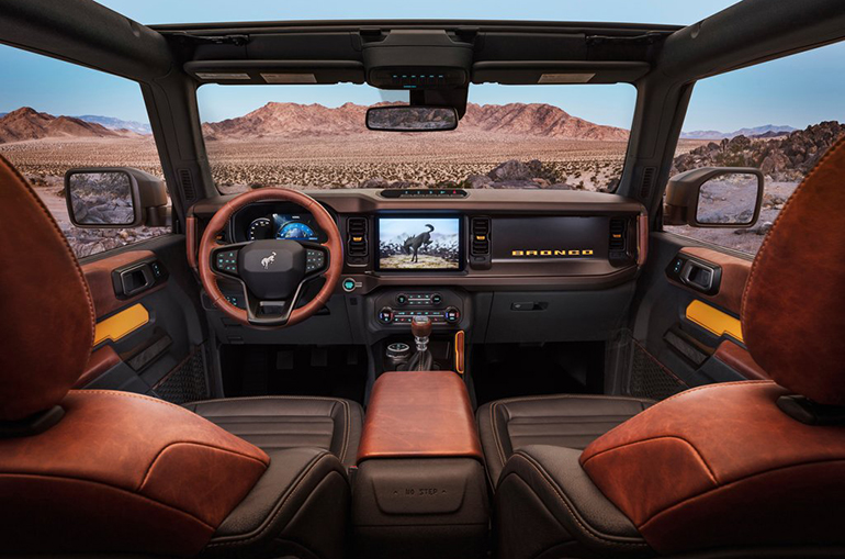 Το εσωτερικό του αμερικάνικου 4x4