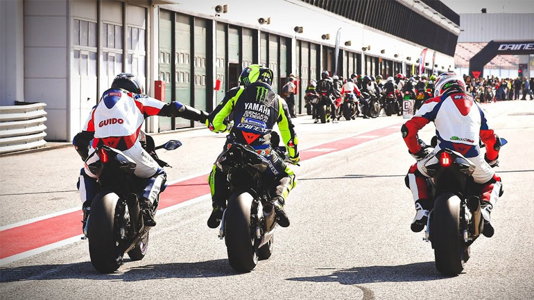 Οδηγώντας στο Misano με δάσκαλο το Valentino Rossi!